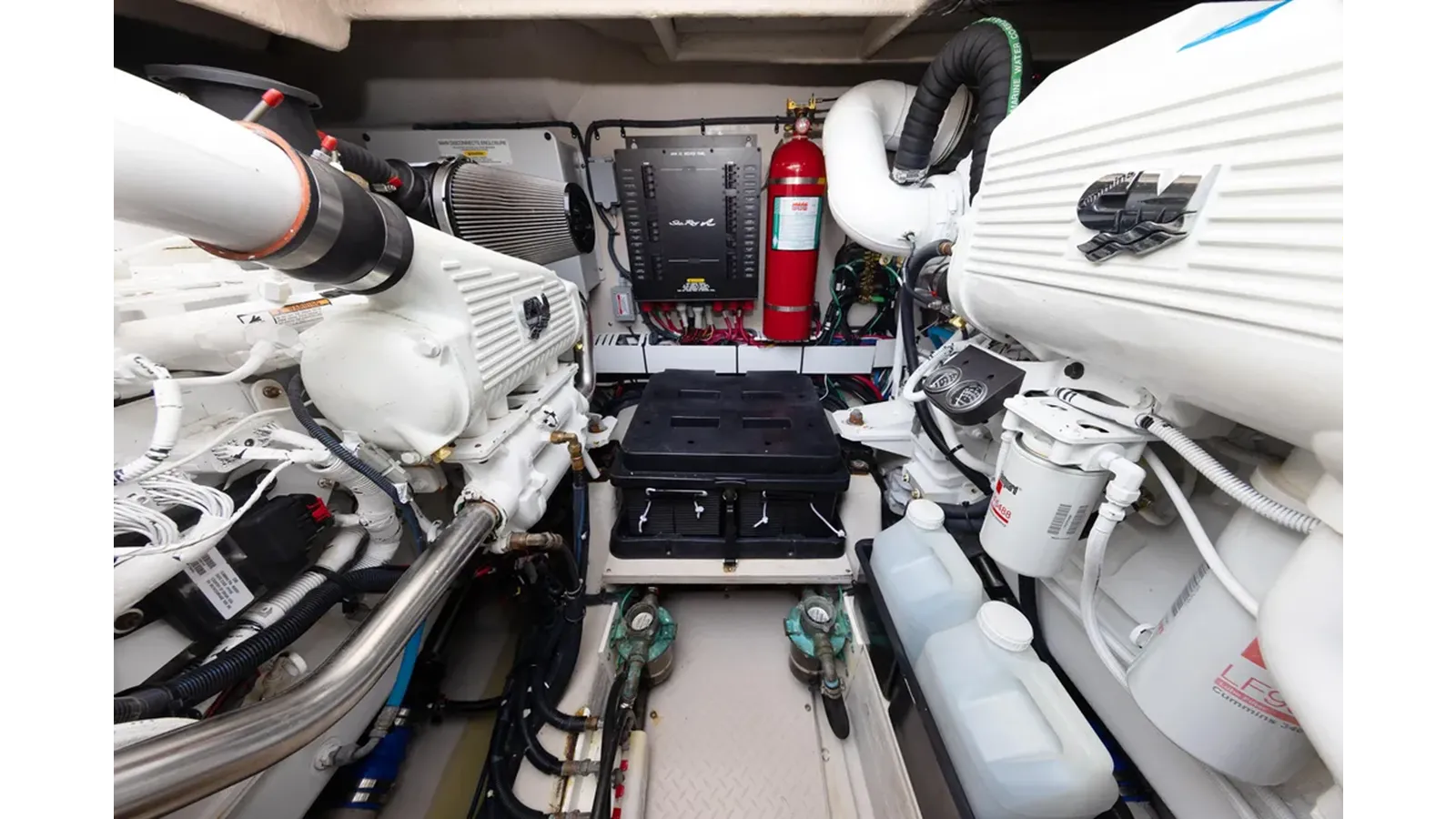 Buy a PATRIOT - SEA RAY at Shestakov Yacht Sales