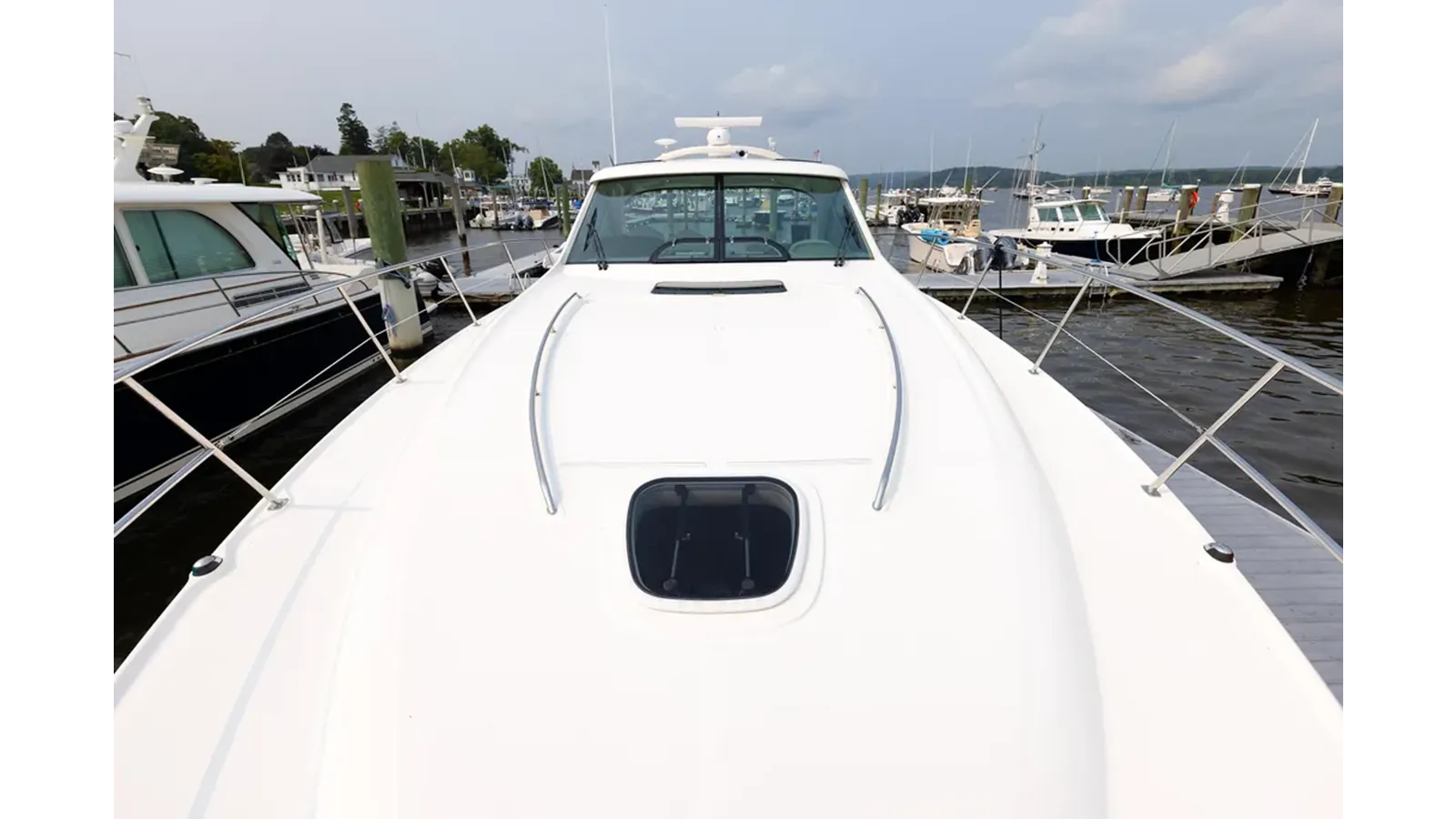 best yacht sales deals PATRIOT - SEA RAY