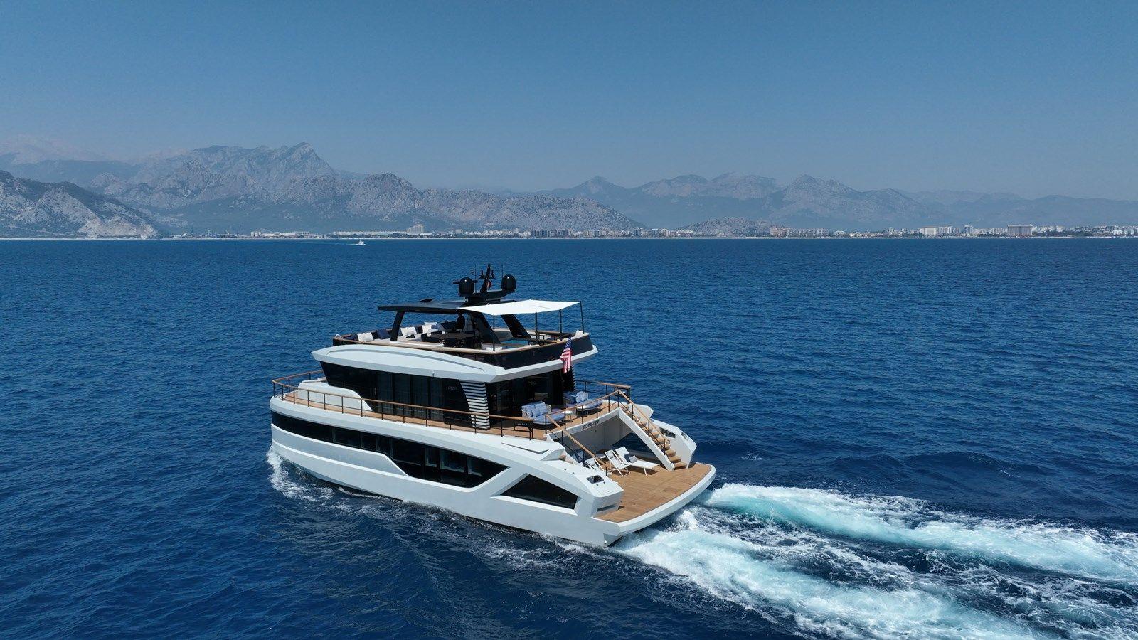 2024 Lazzara LPC 300 - Lazzara price