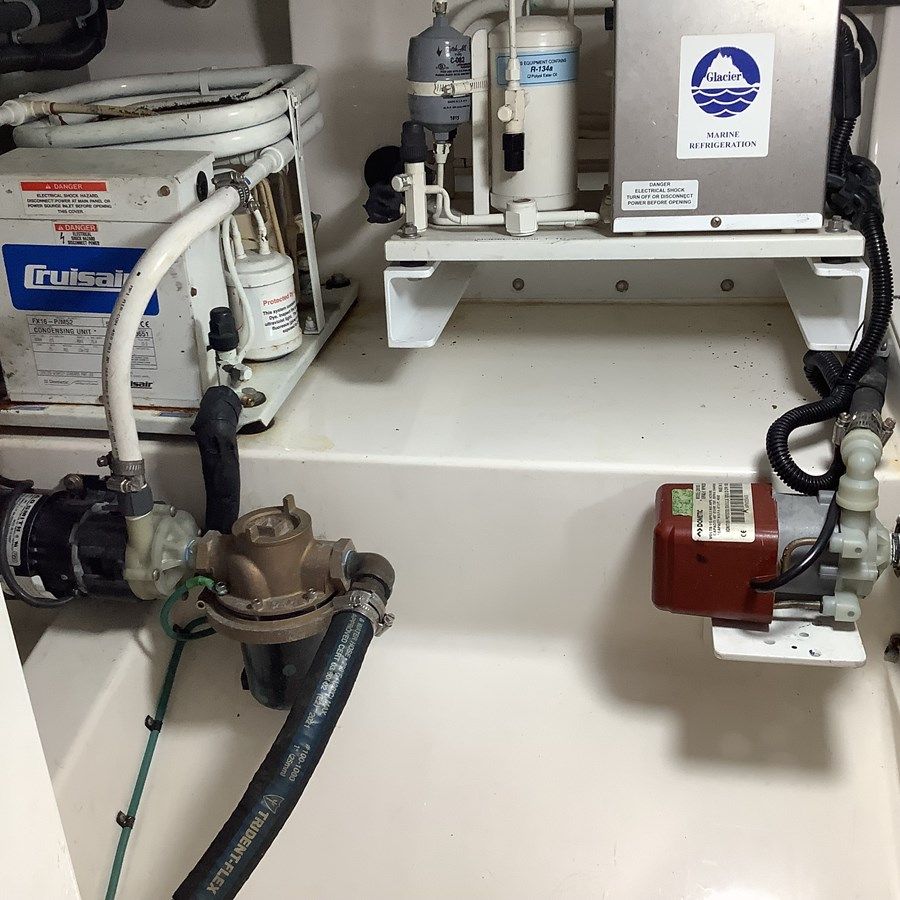 best yacht sales deals LAURALEA - Cabo Yachts