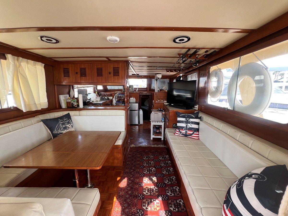 the best price on MARINE TRADER EUROPA