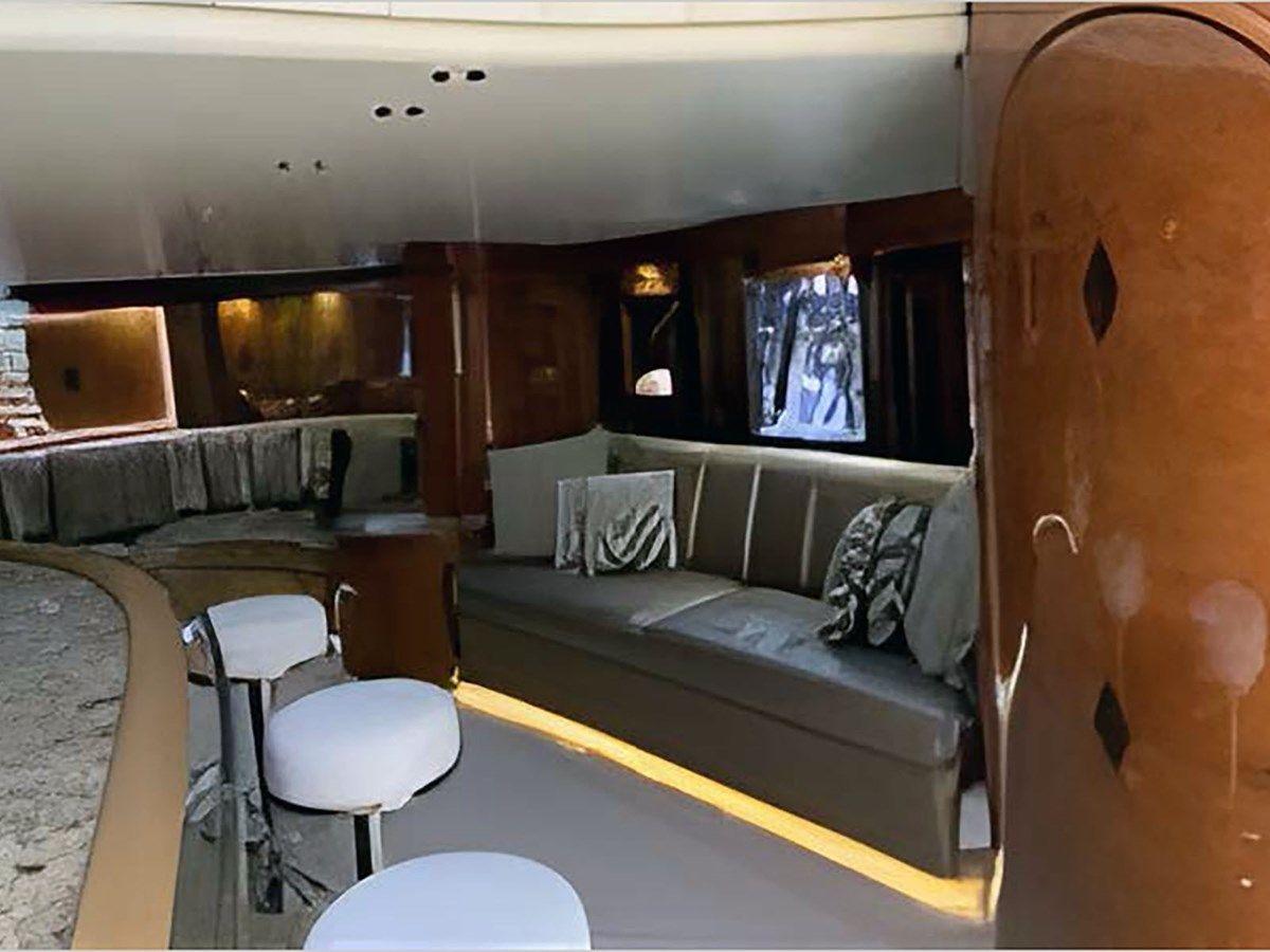 Buy a 70' Magnum Marine 1987 Custom 70' Express Cruiser 1987 at Shestakov Yacht Sales