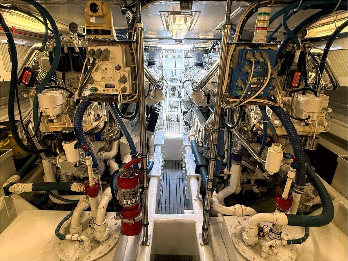 Buy a 70' Magnum Marine 1987 Custom 70' Express Cruiser - Magnum Marine at Shestakov Yacht Sales