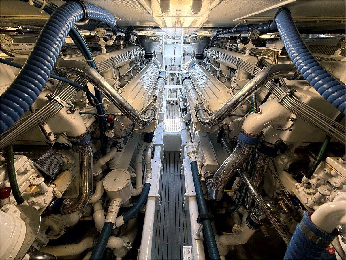 70' Magnum Marine 1987 Custom 70' Express Cruiser 1987 yacht sale