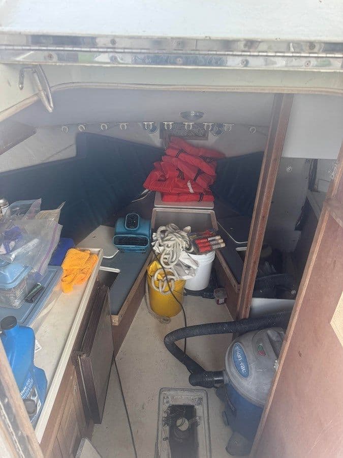 Купить яхту Rip Runner II 1980 в Shestakov Yacht Sales