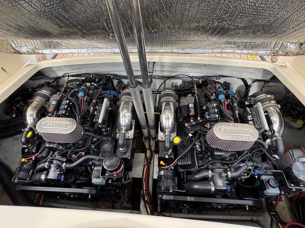 the best price on Chris-Craft Launch 28 2013 - Chris-Craft