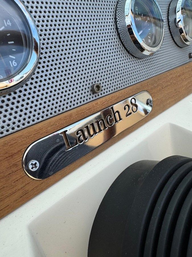 Chris-Craft Launch 28 2013 - Chris-Craft yacht sale