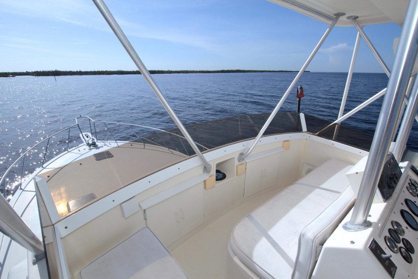 the best price on Fishin Post 1990