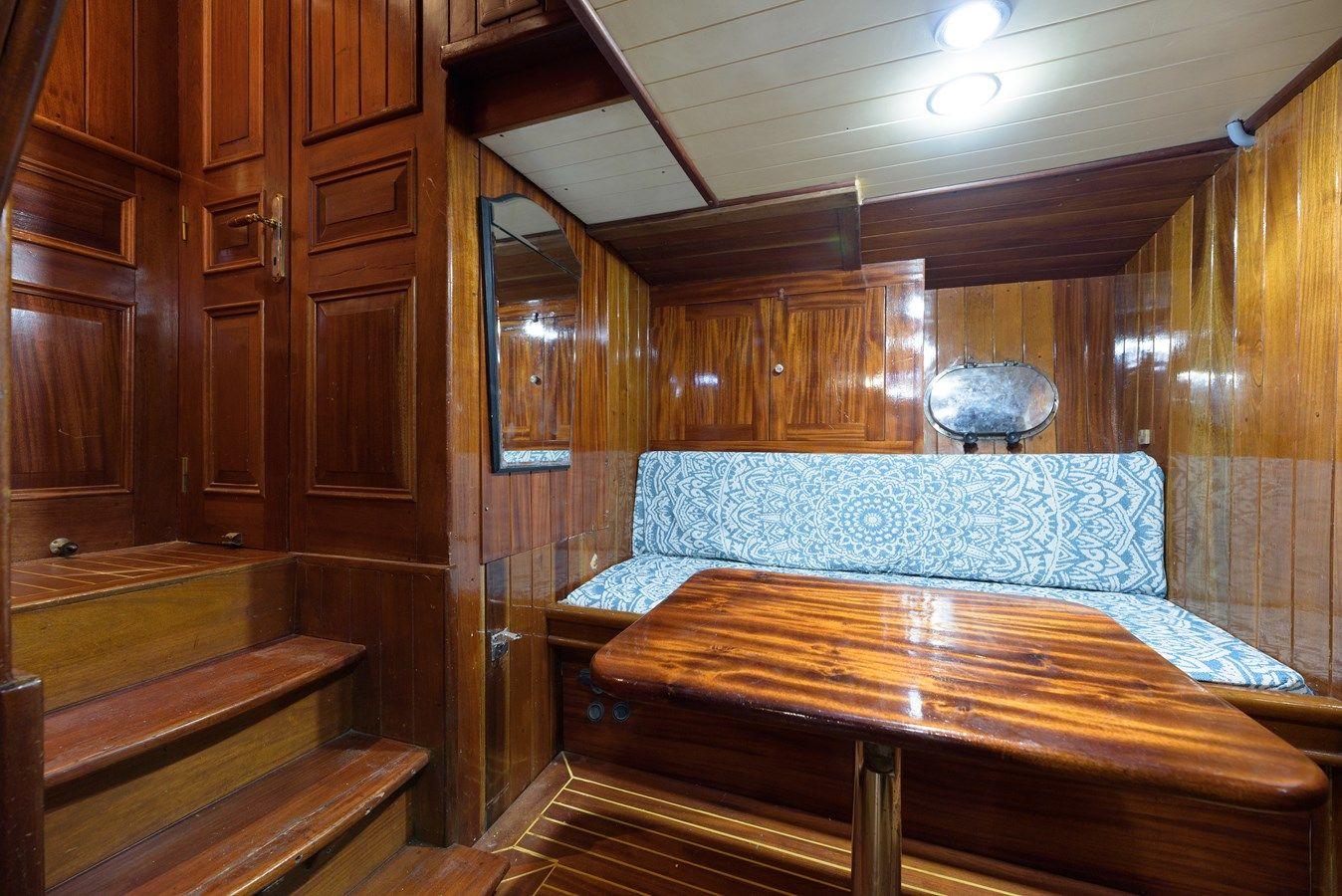 Лучшая цена на ENTRE CIELOS 105