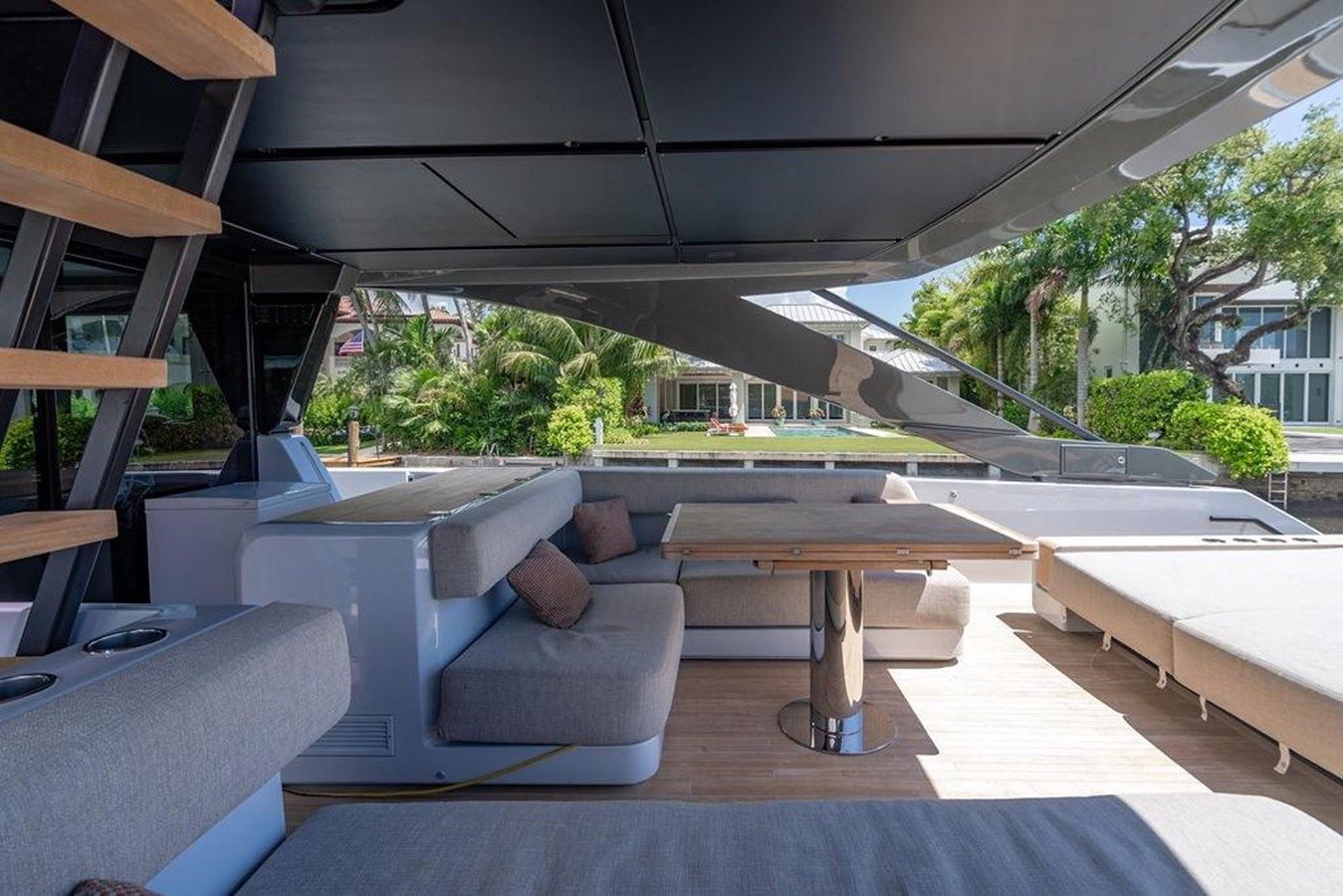 Стоимость яхты Snack Money 2023