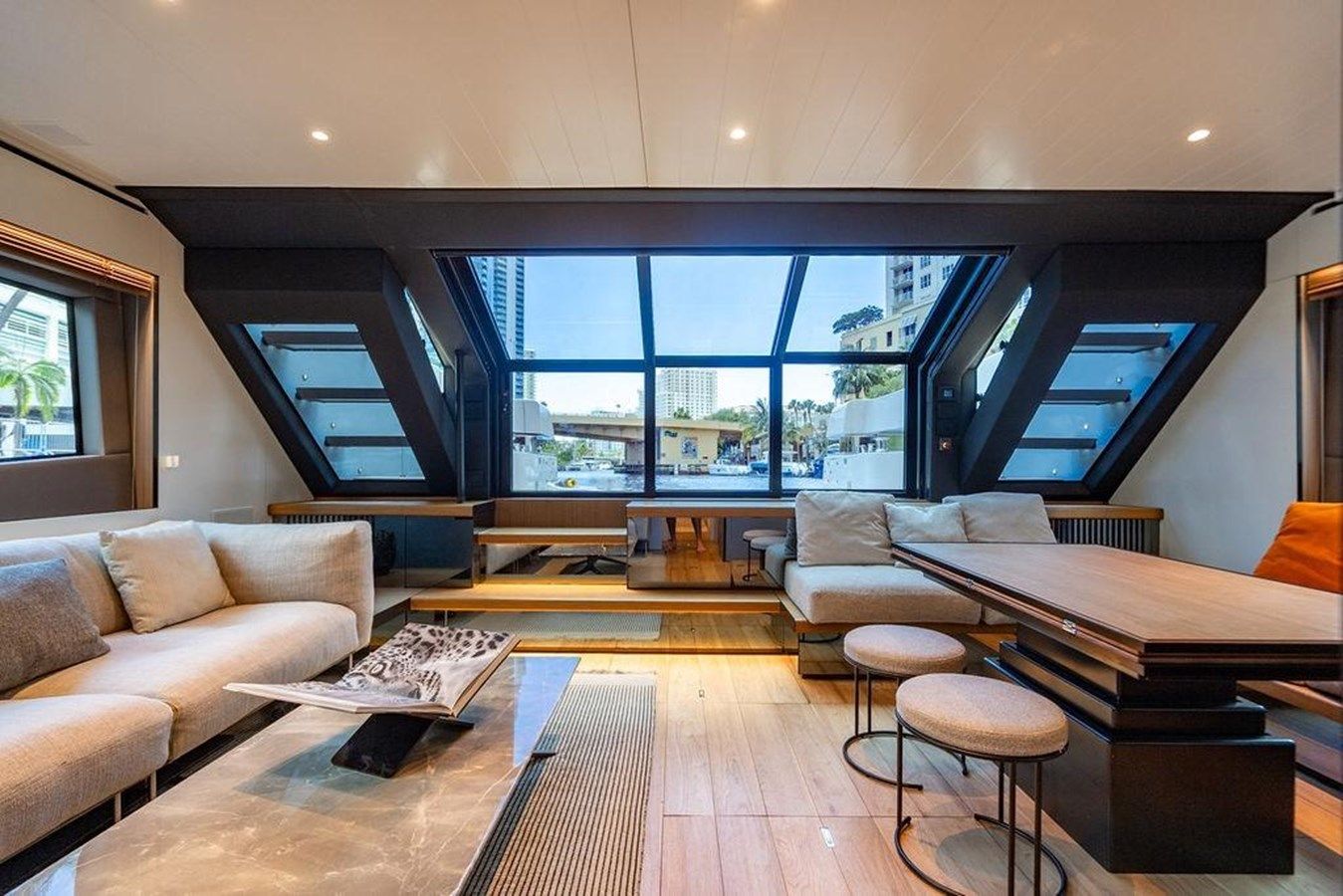 Лучшая цена на Snack Money