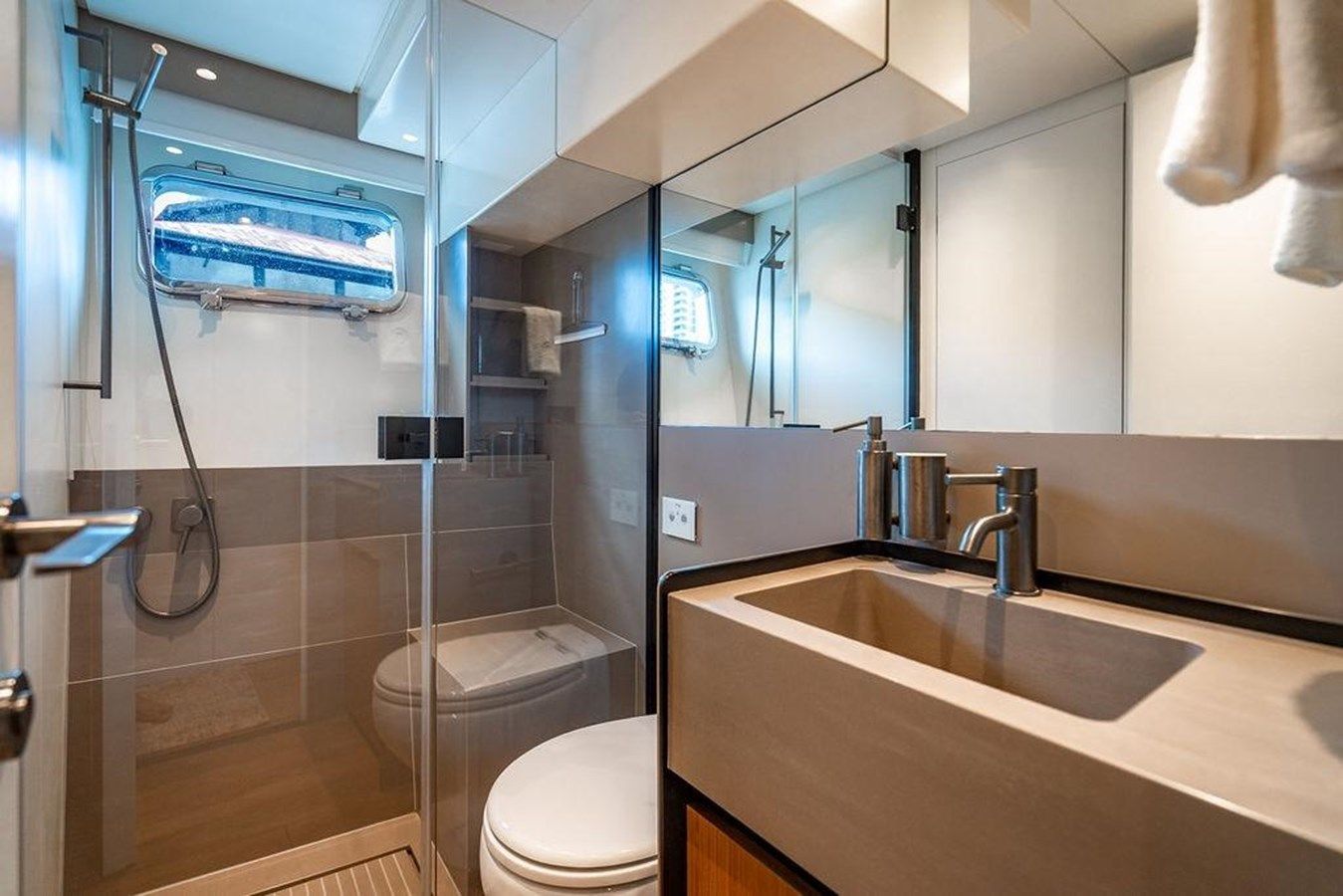 Стоимость яхты Snack Money 2023