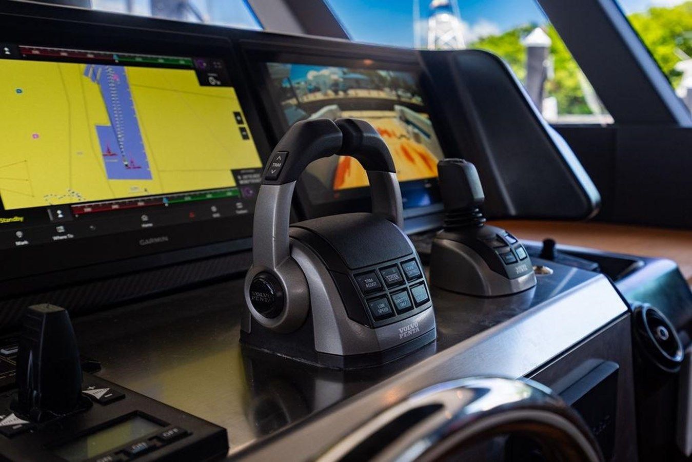 Купить яхту Snack Money - BLUEGAME в Shestakov Yacht Sales