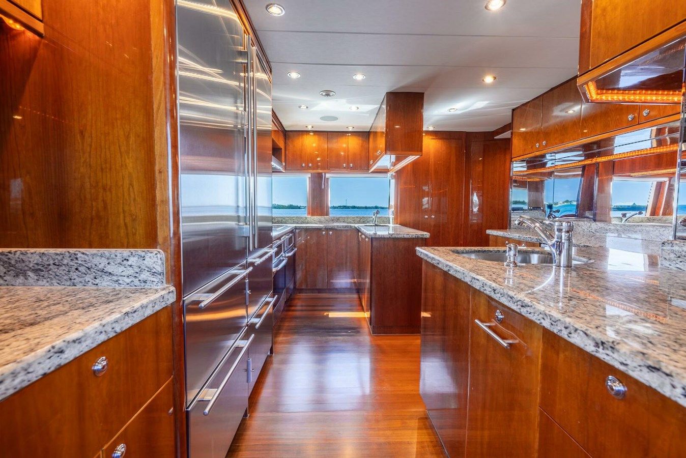 the best price on Done Deal Raised Pilothouse