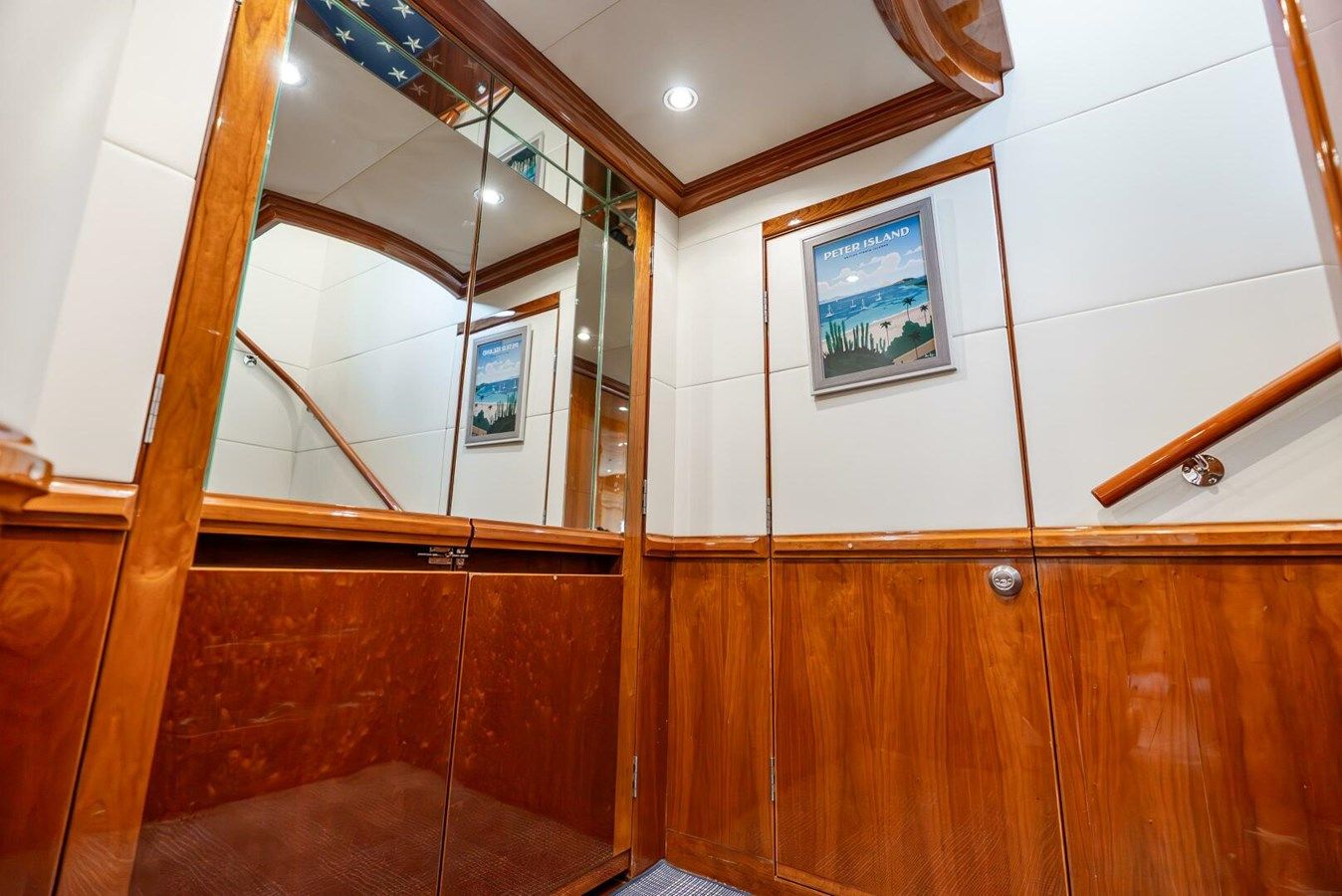 Done Deal Raised Pilothouse