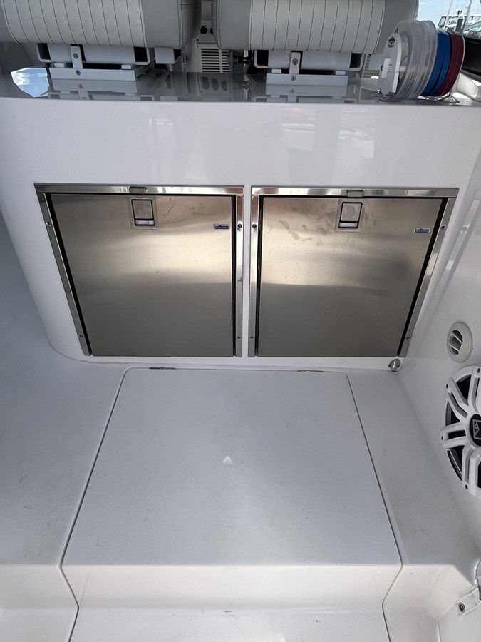 Buy a NET LOSS - Intrepid at Shestakov Yacht Sales