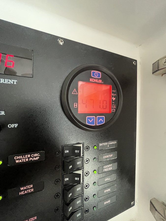 Buy a yacht NET LOSS - Intrepid