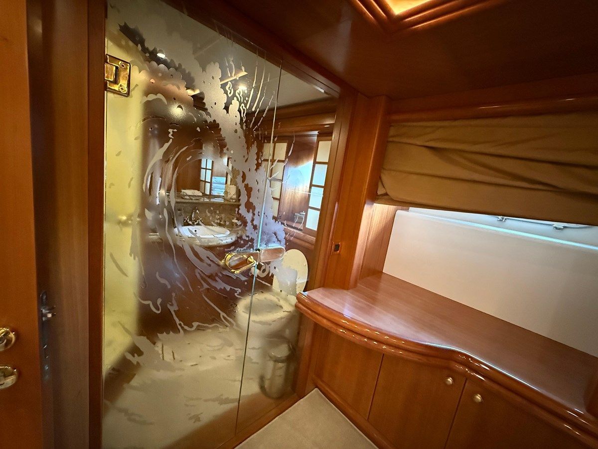 best yacht sales deals Sunrise 108