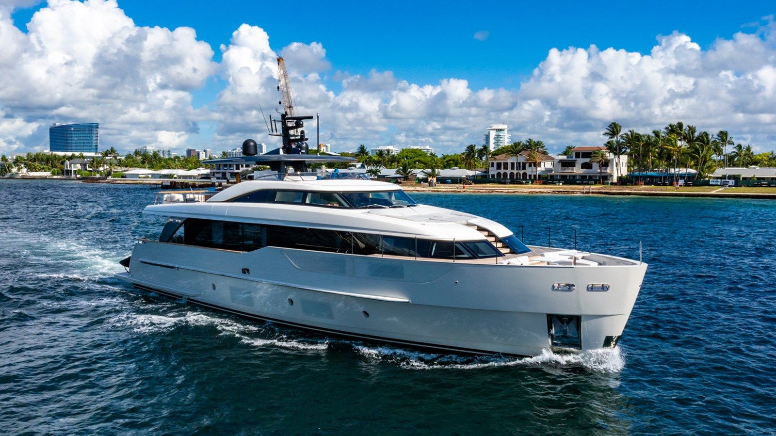 Buy a yacht Midlife Muse 2024