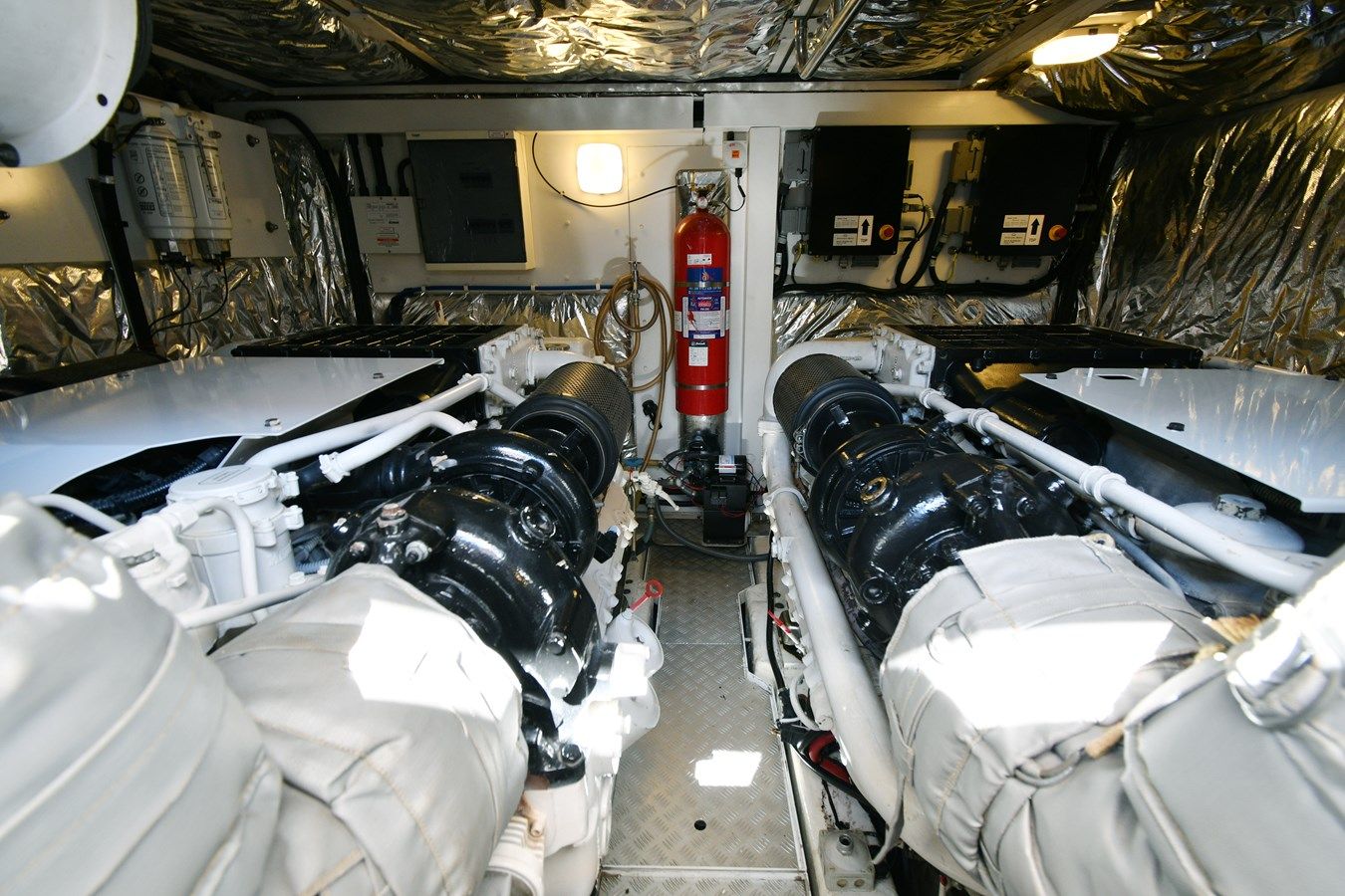 Buy a yacht Princess 62