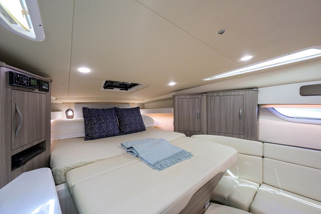 Buy a yacht DAMN DADDY - Regal