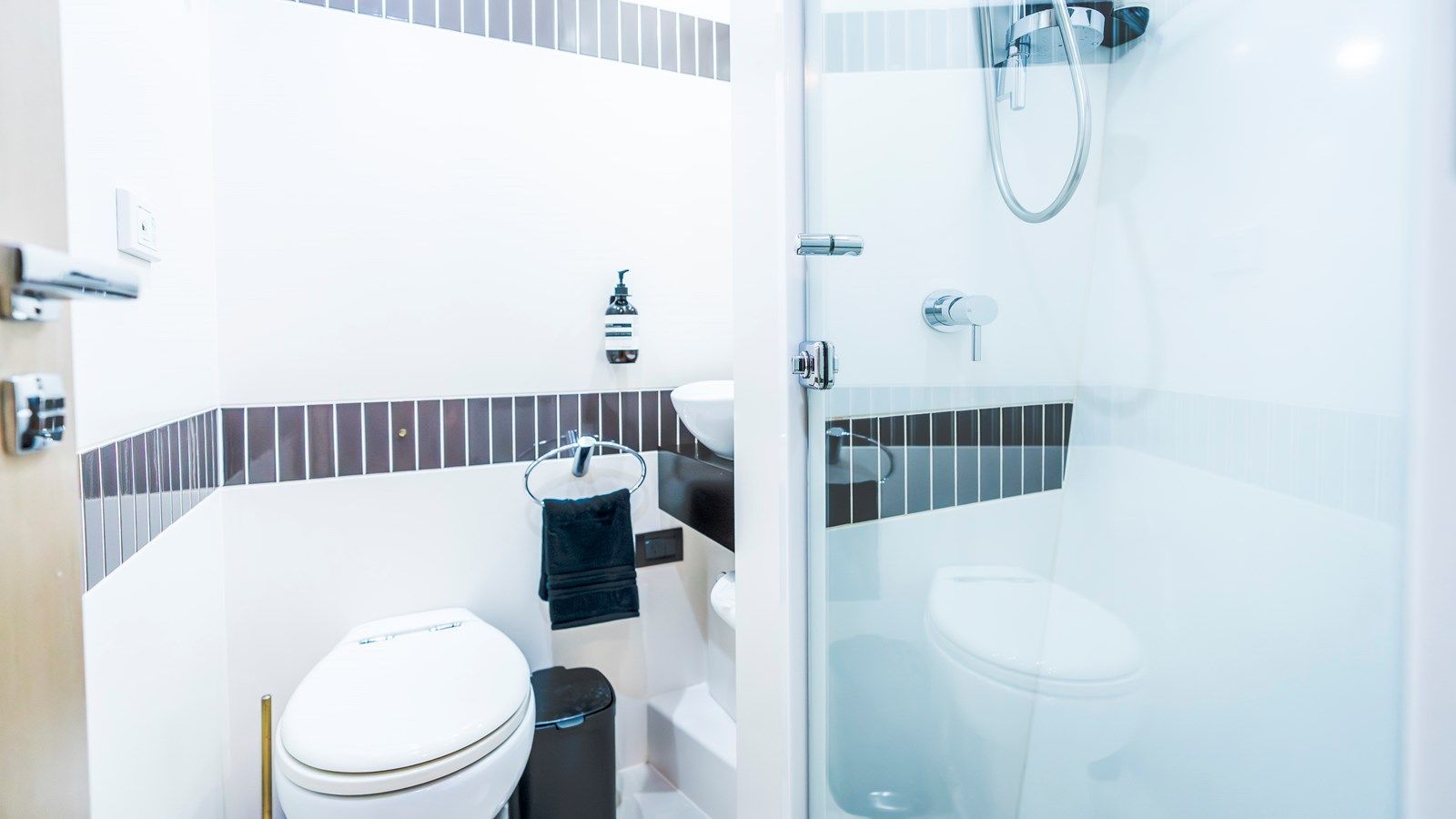 the best price on TEXAS T - CUSTOM