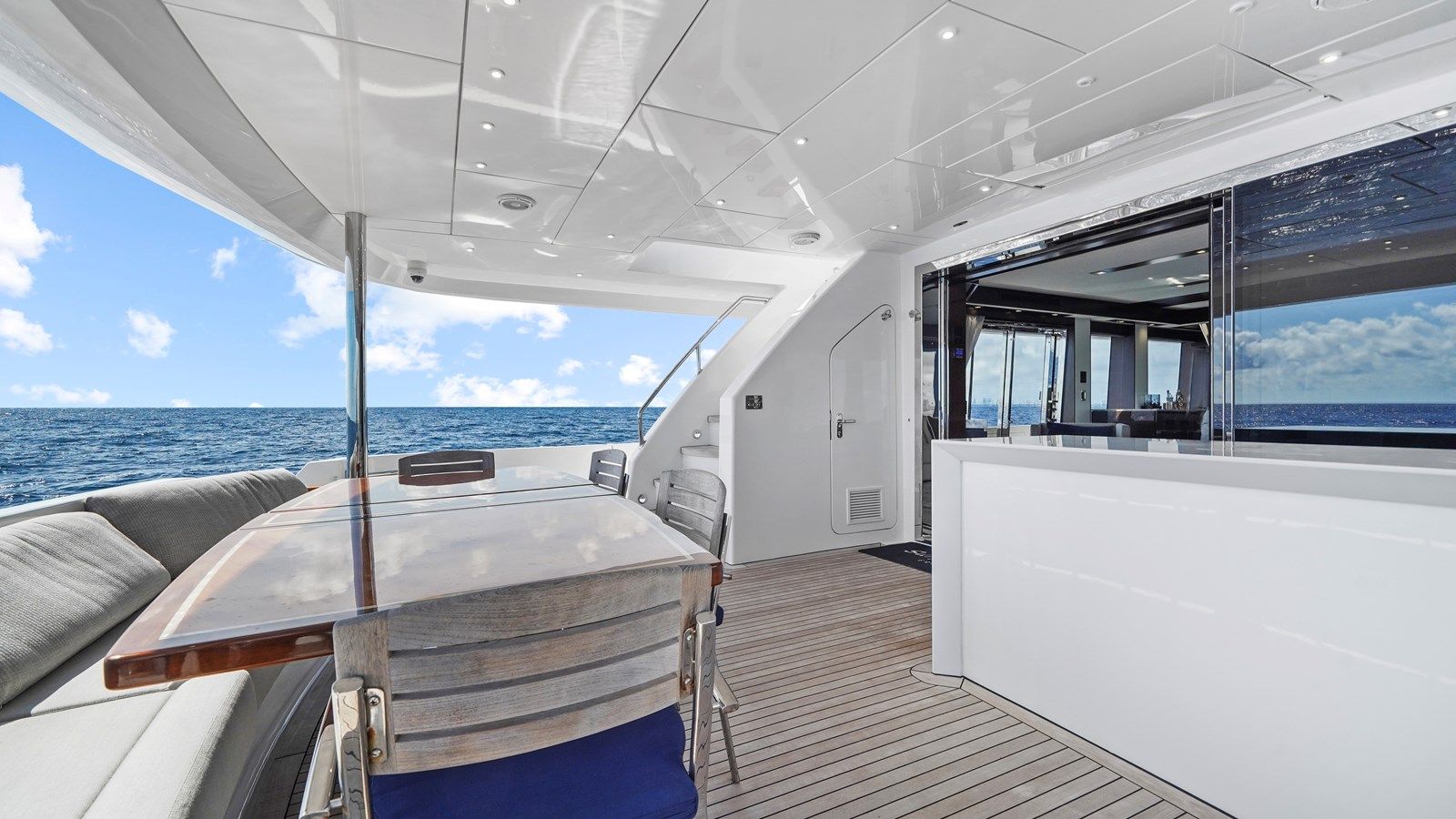 Buy a Surplus Lines at Shestakov Yacht Sales