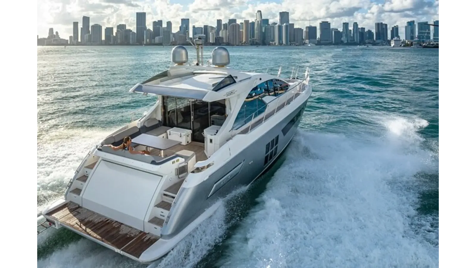 Купить яхту LITHIUM 54 в Shestakov Yacht Sales