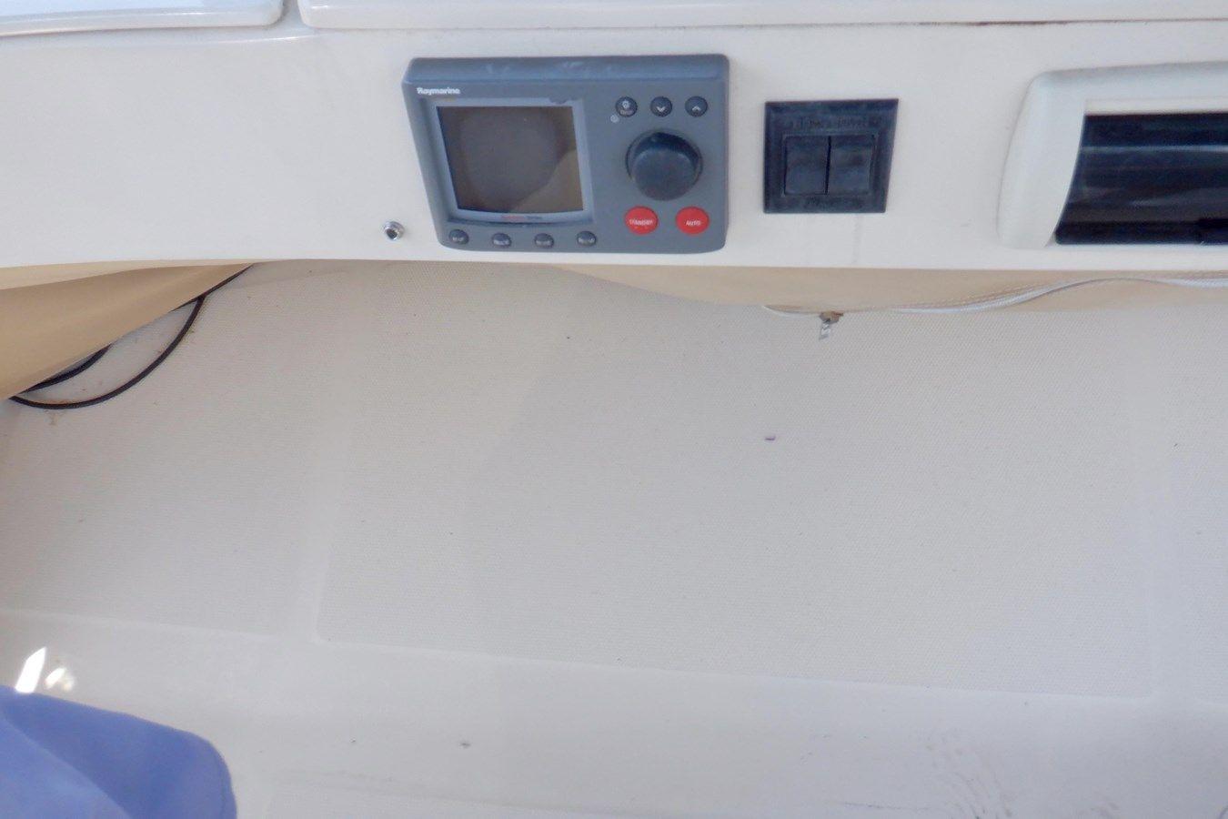 Продажа яхты Betty Sue 2006