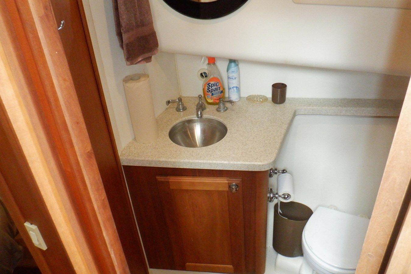 Купить яхту Betty Sue - MAINSHIP в Shestakov Yacht Sales