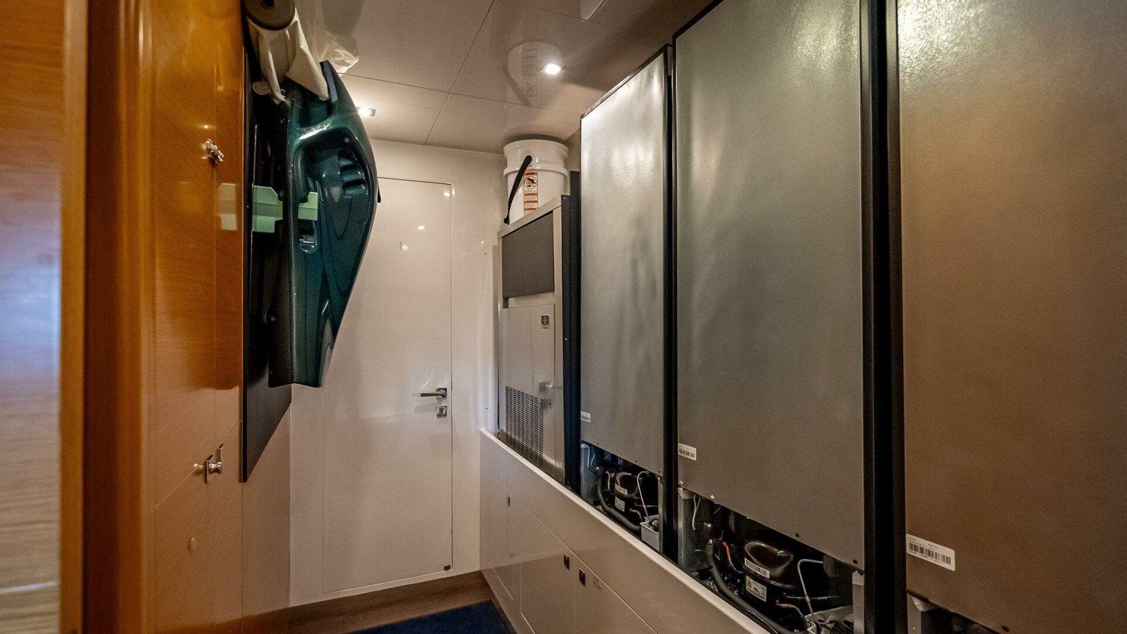 Buy a yacht Short Story