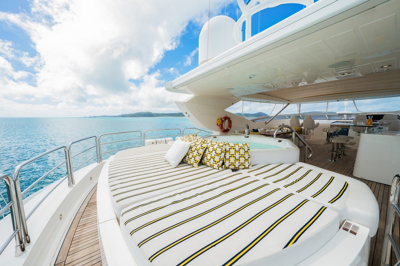 best yacht sales deals RASCAL 2015