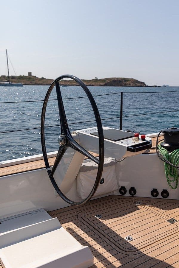 Купить яхту AULIANA III 2024 в Shestakov Yacht Sales