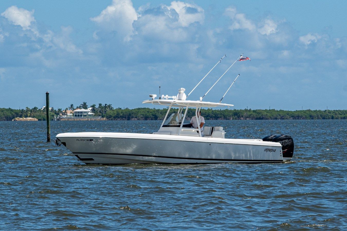 Лучшие предложения покупки яхты 32' INTREPID 32