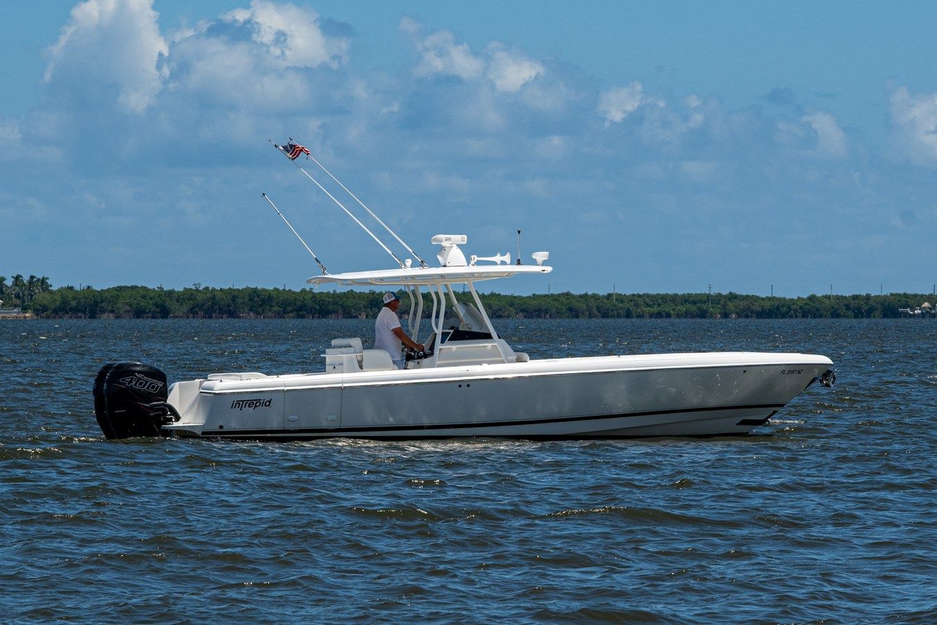 Купить 32' INTREPID - INTREPID POWERBOATS INC.