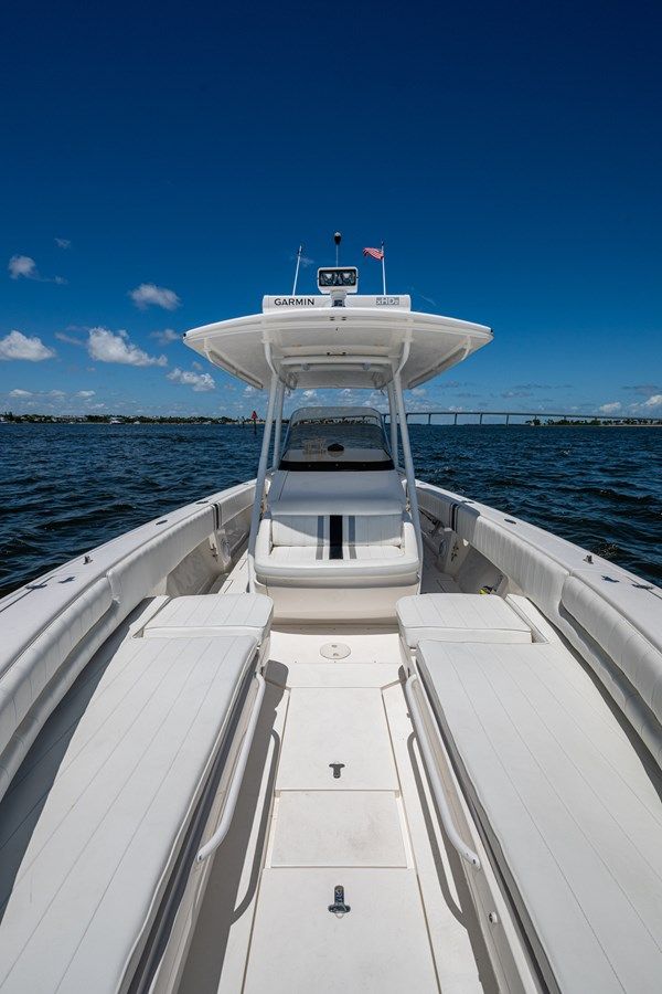 Стоимость яхты 32' INTREPID - INTREPID POWERBOATS INC.