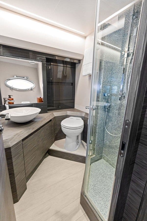 PHOENIX RISING 82 yacht sale