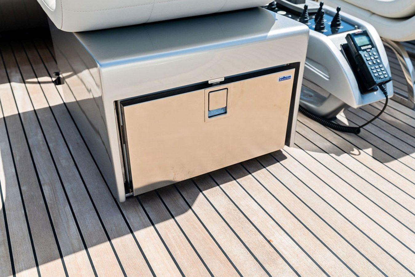 best yacht sales deals PHOENIX RISING 2017