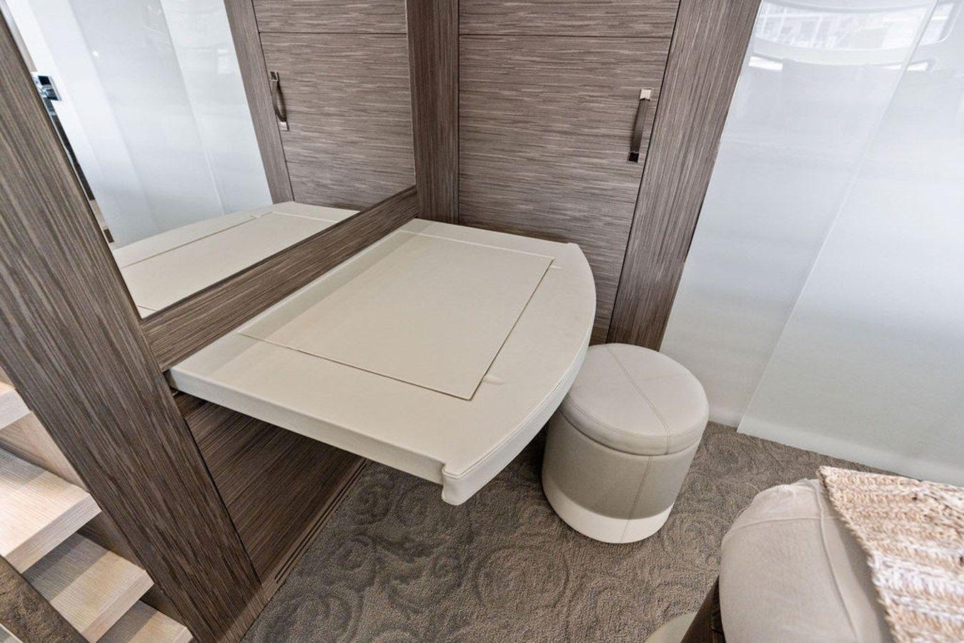 Buy a yacht PHOENIX RISING