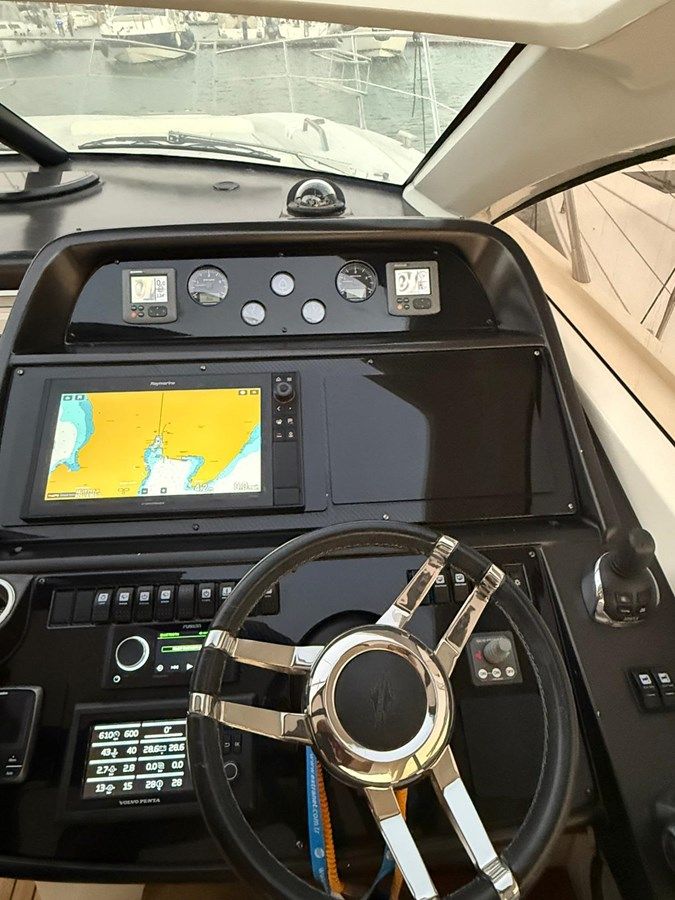 Buy a RIGEL 48 - Sunseeker at Shestakov Yacht Sales