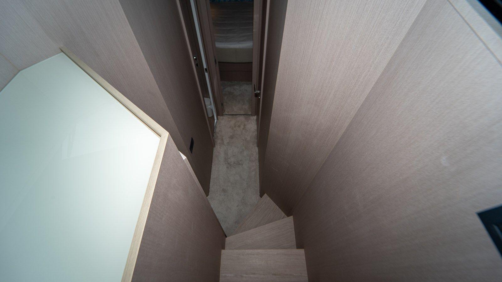 the best price on AVANTI - Ferretti Yachts