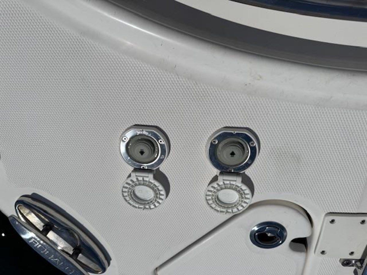 Стоимость яхты - - ROBALO