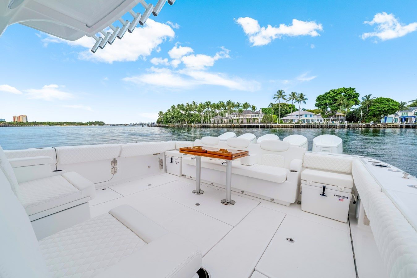 Buy a 56 Suenos GIX 2026 at Shestakov Yacht Sales