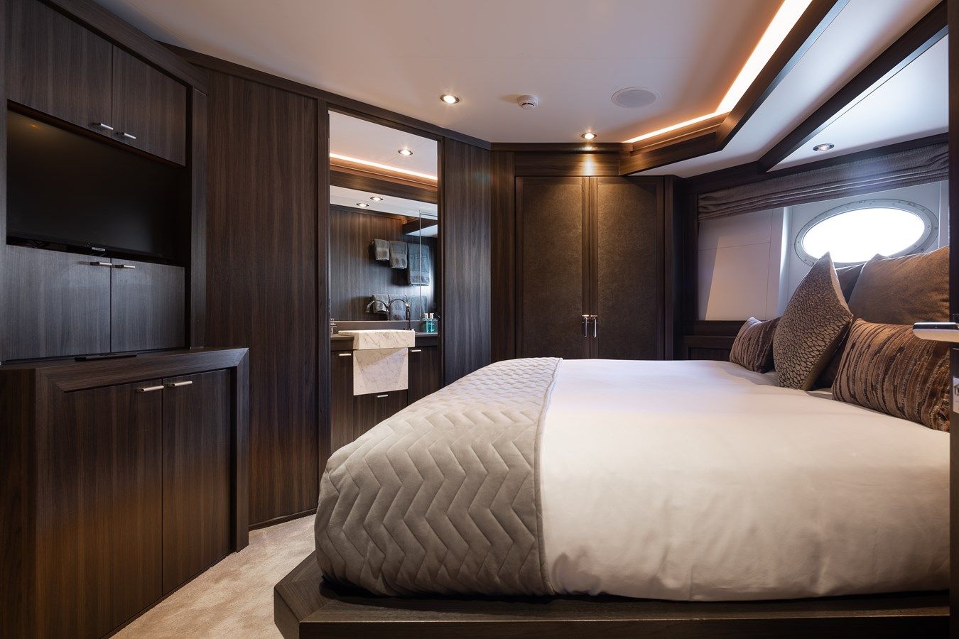 Buy a yacht BAGHEERA