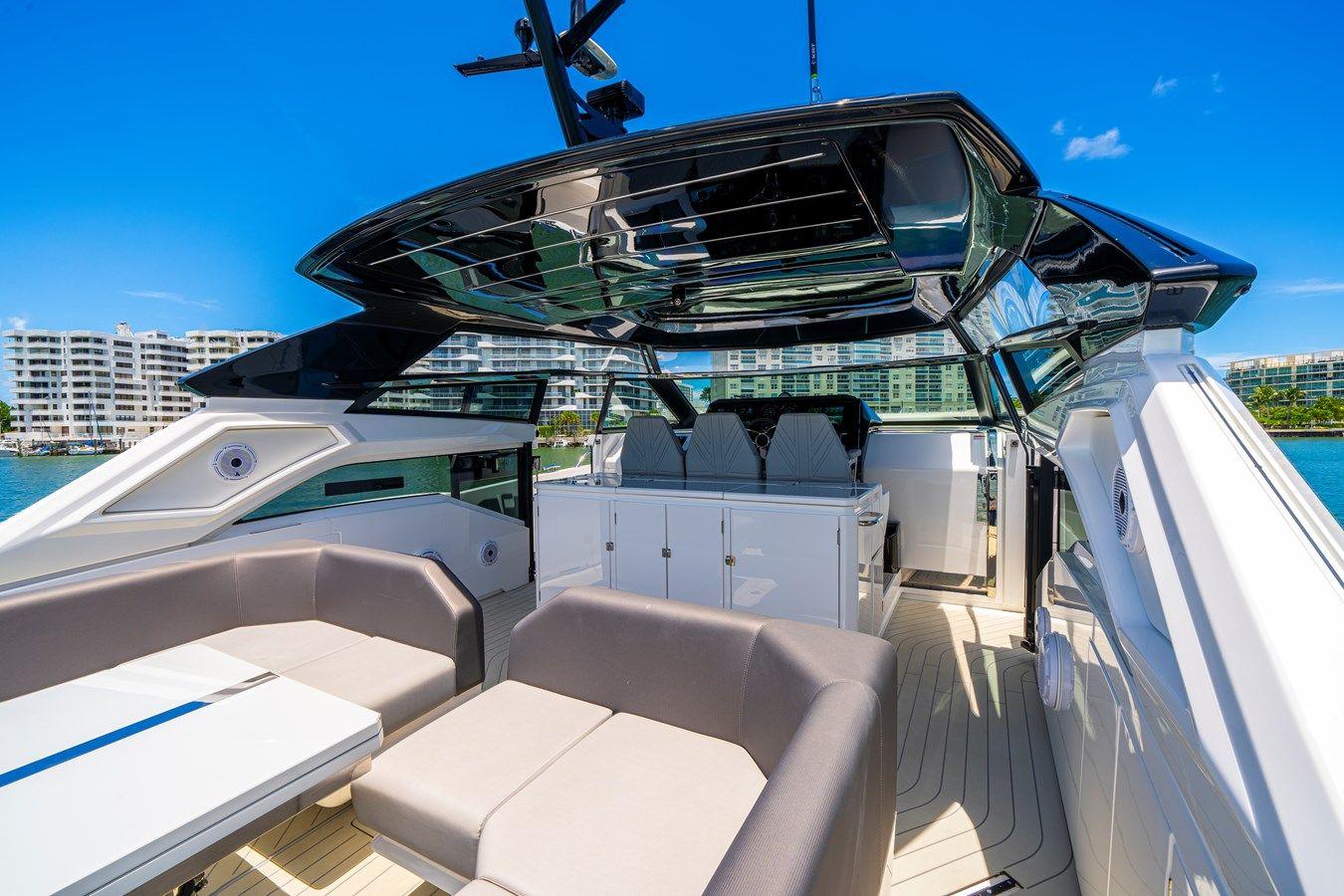 Superhawk 55 - Sunseeker yacht sale