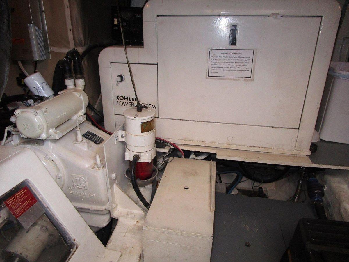 Buy a yacht PRETTY LADY 590 Motor Yacht