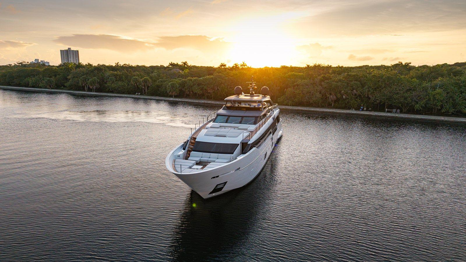 Buy a yacht SoFi Vi 2023