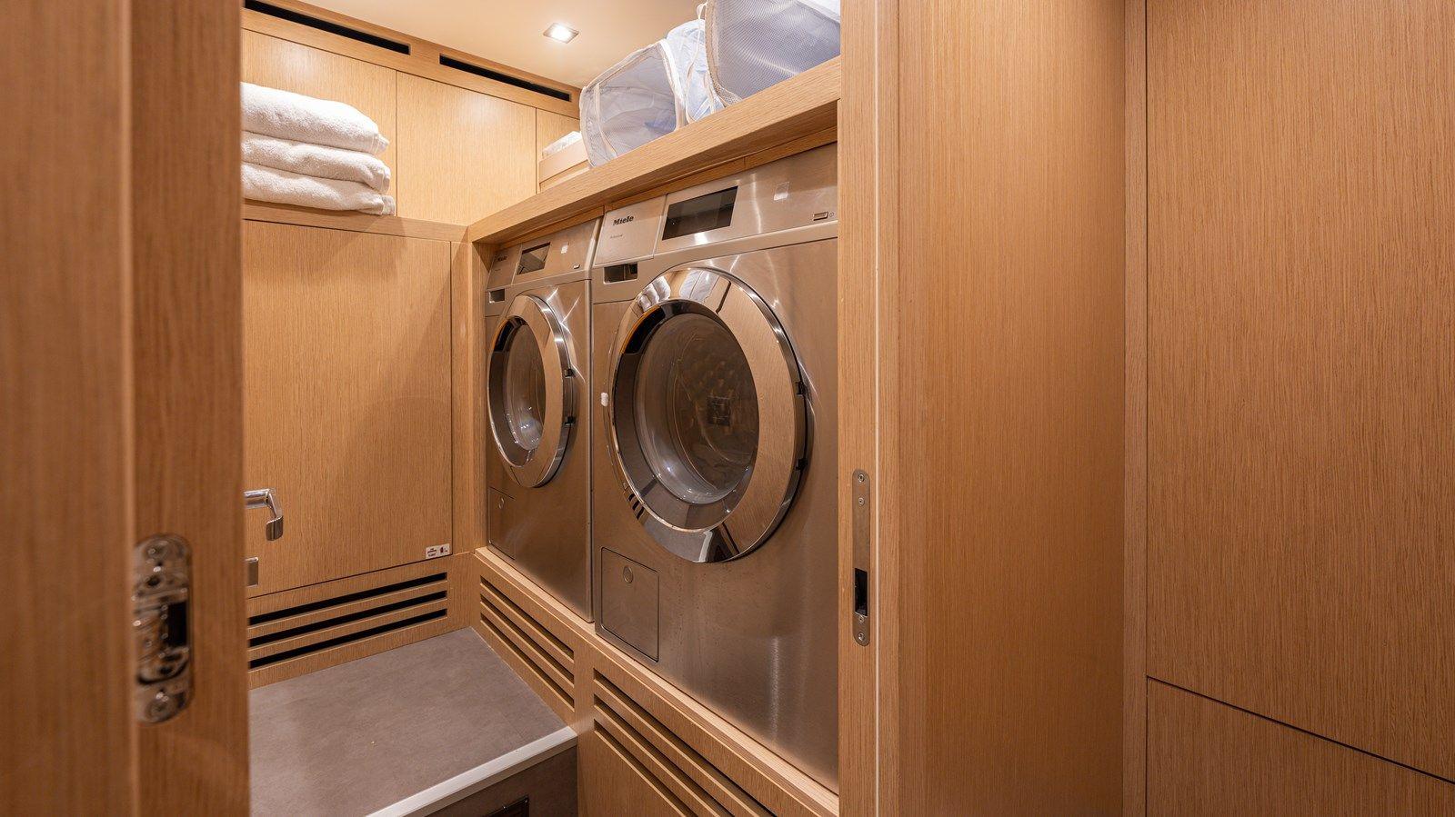 SoFi Vi 2023 yacht sale