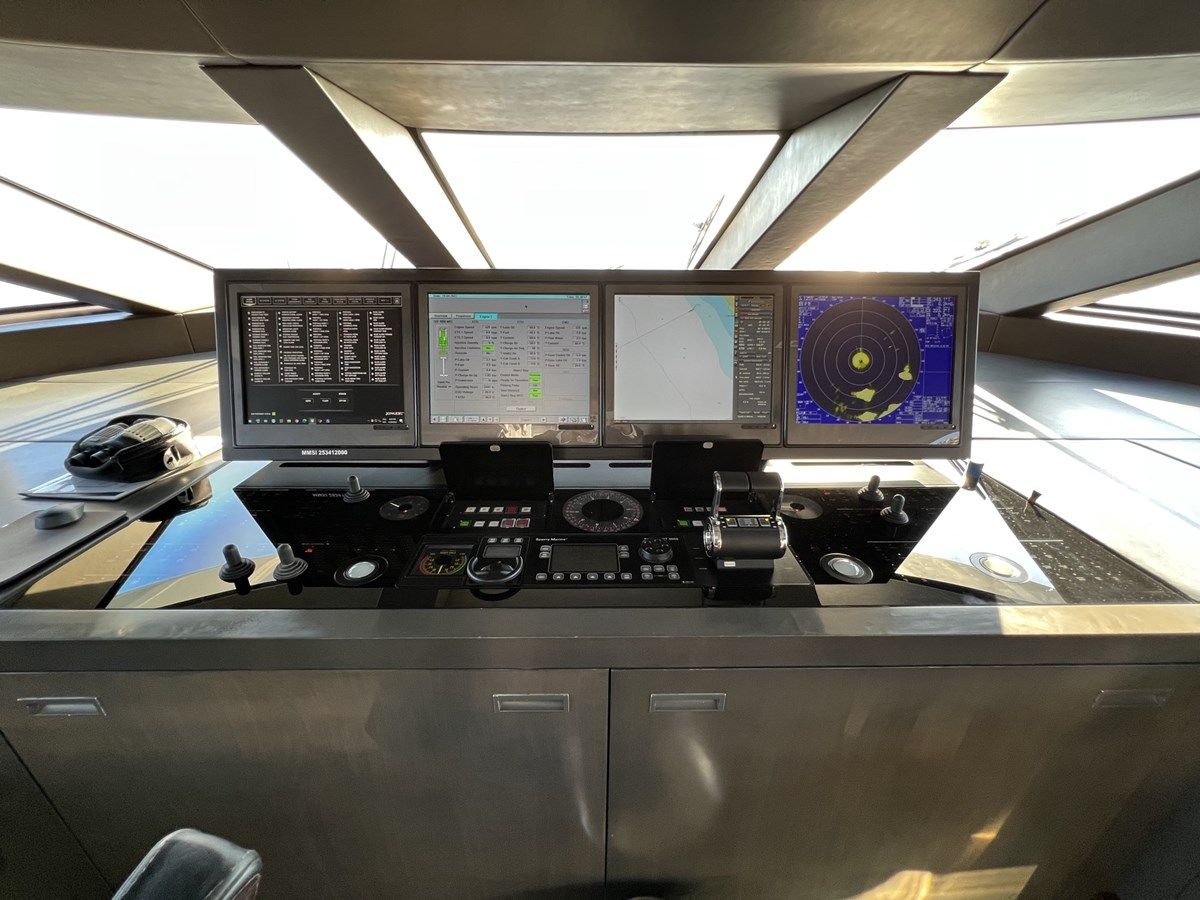 Buy a SMOOTH OPERATOR 128 at Shestakov Yacht Sales