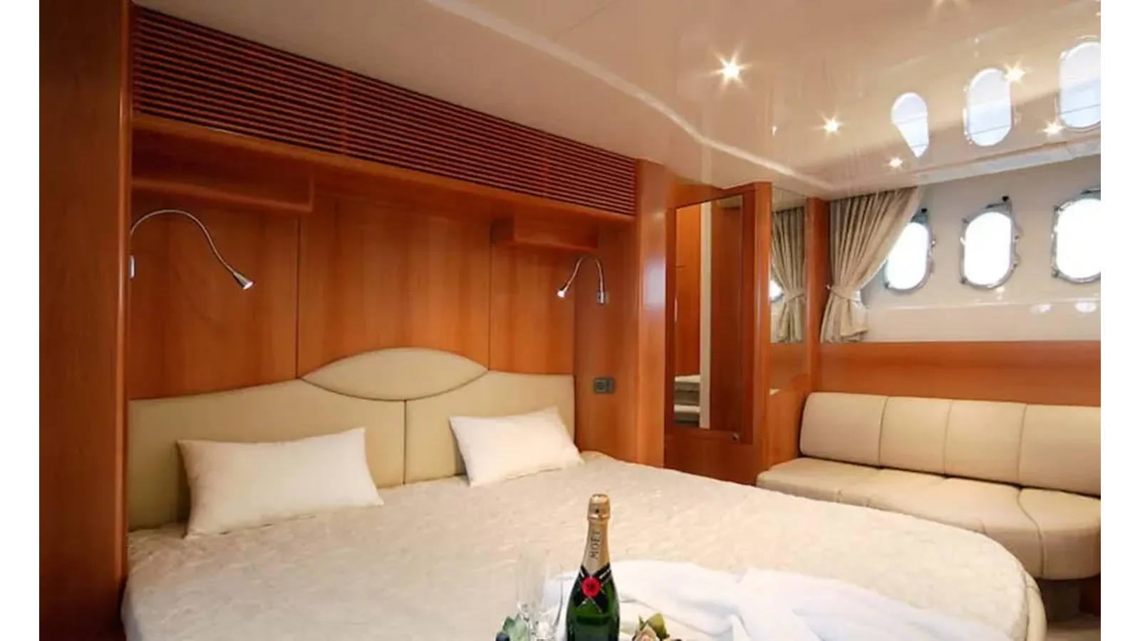 the best price on LADENSTEIN 72 LADENSTEIN 72